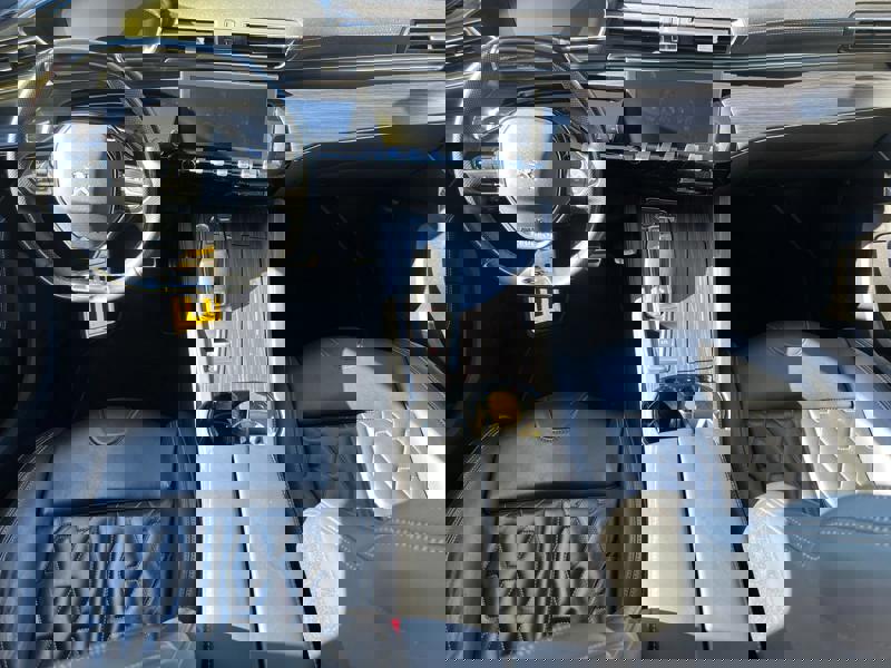 Image Peugeot 〵‸㈨㄰ⴸ⤾ 1.6 225 GT EAT8 Full leds Focal GPS Carplay Caméra Sièges cuir élec chauff à mémoires Régul adapt Cl